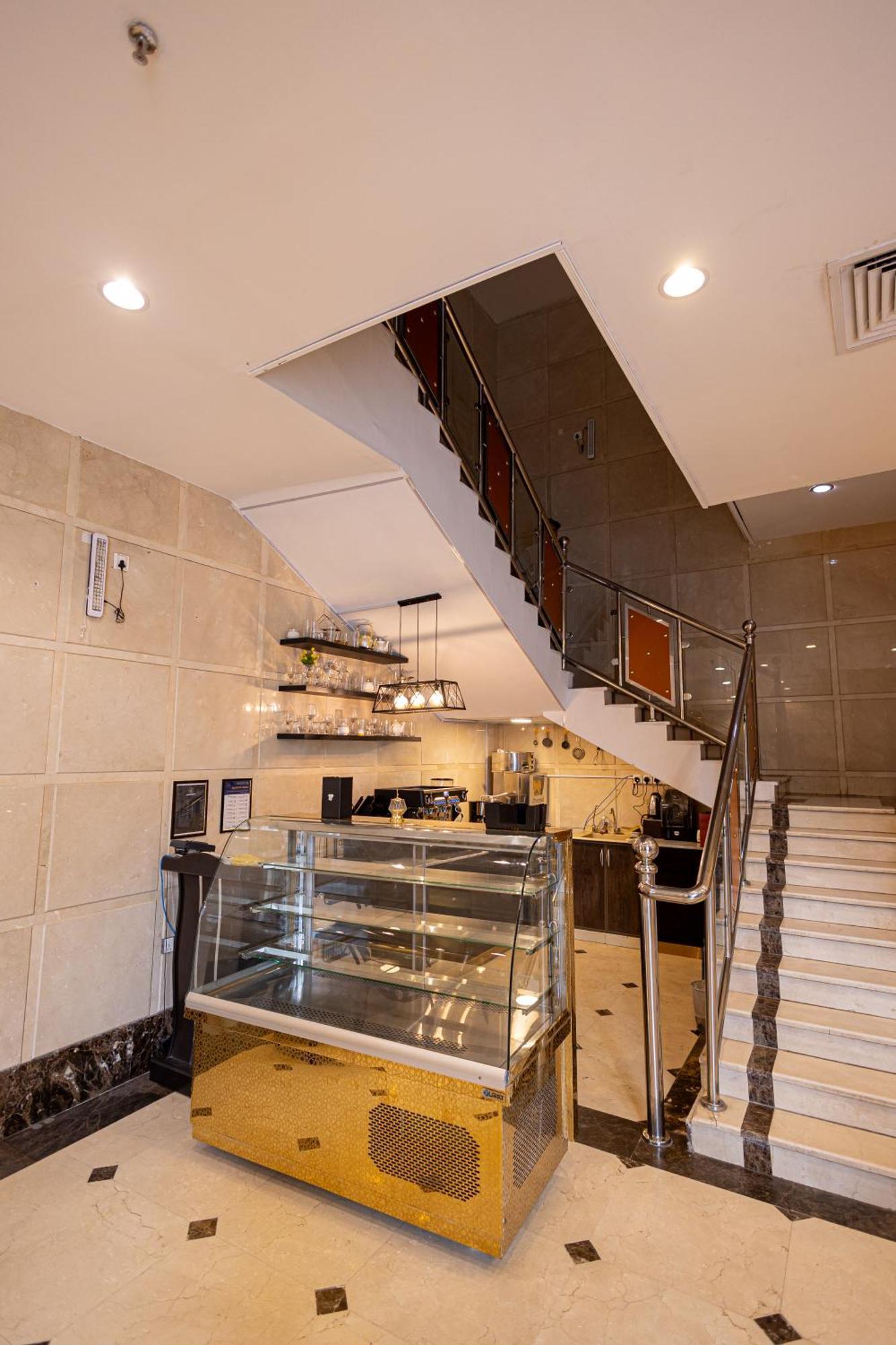 Al Kiram Hotel Al Azizia Мекка Экстерьер фото