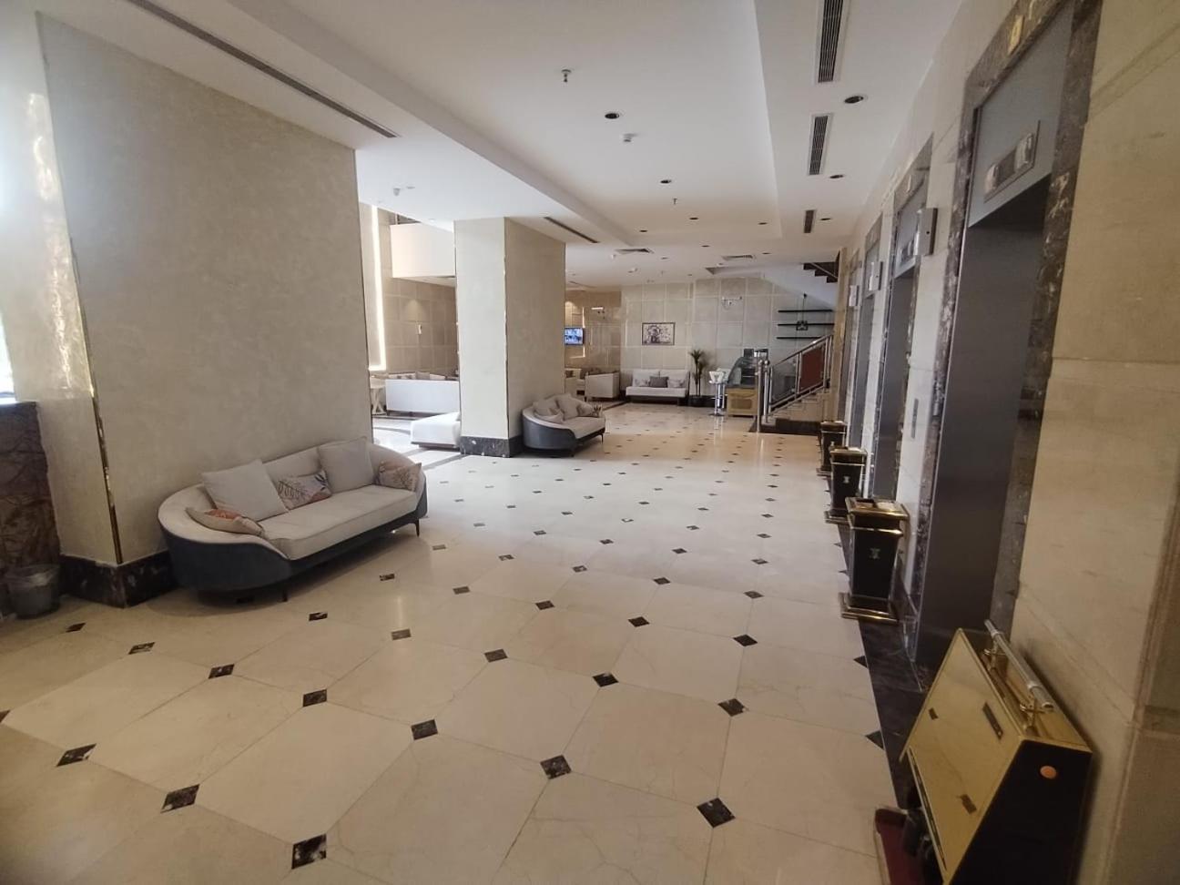 Al Kiram Hotel Al Azizia Мекка Экстерьер фото